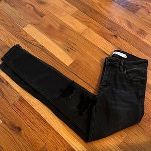 Black skinny jean